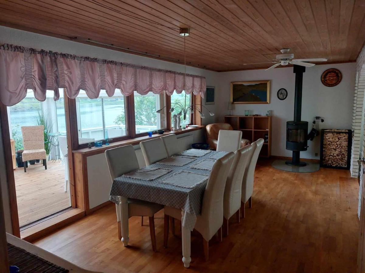 Fjord Guesthouse Funningsfjordur Buitenkant foto